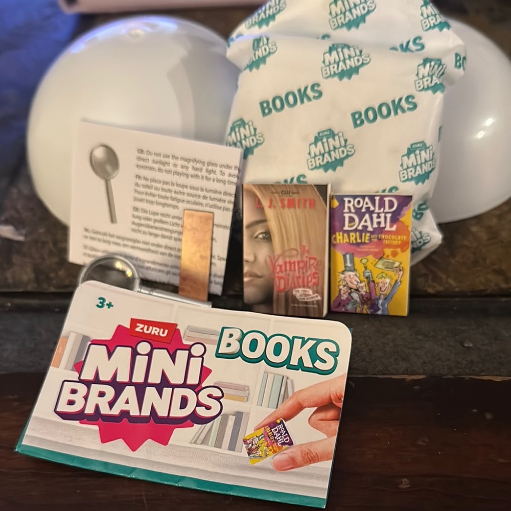 MINI BRANDS Books